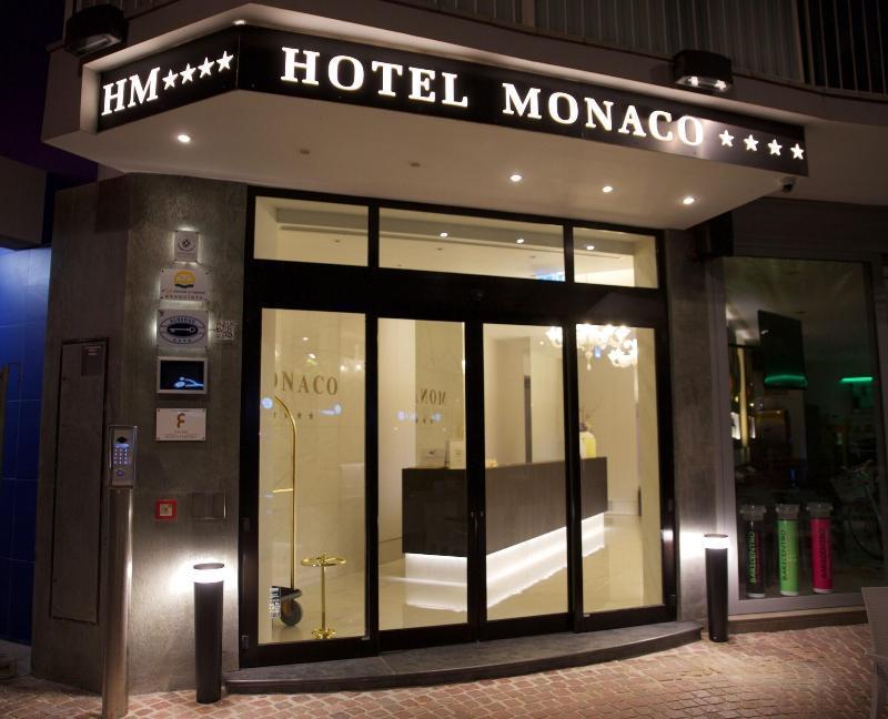 Monaco Suites Hotel Линьяно-Саббьядоро Экстерьер фото