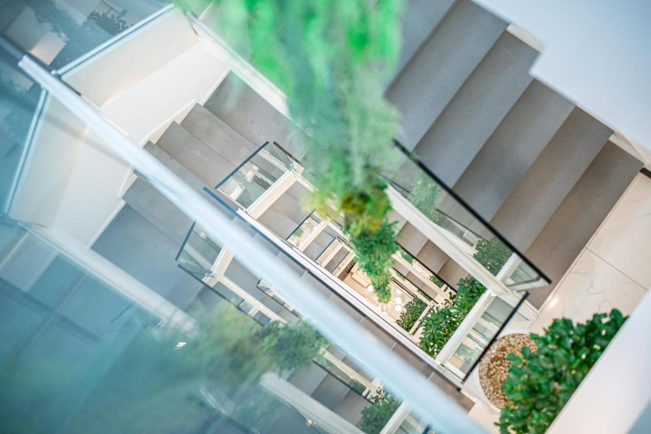 Monaco Suites Hotel Линьяно-Саббьядоро Экстерьер фото